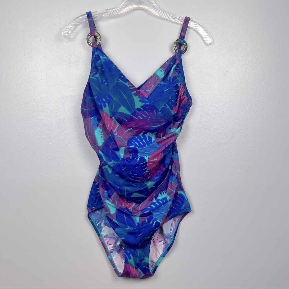 Jaclyn Smith tropical palm print ruched surplice front 1 piece swimsuit, size 8.